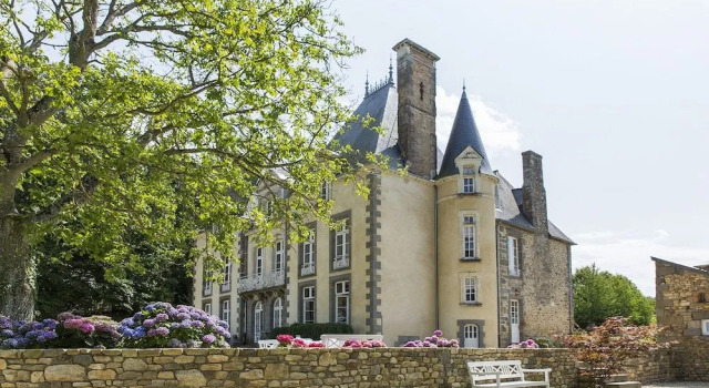 Château du Grand Val, Rezerwuj Hotel  