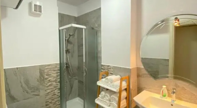 Апартаменты 2 bedroom condo in Tirana