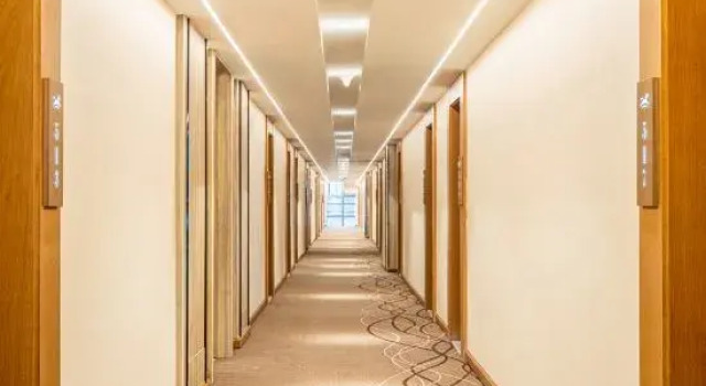HanTing Hotel (Guiyang Convention and Exhibition Center Financial City)