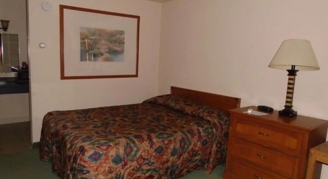 Arrowhead Inn, Book Hotel New Salem North Dakota