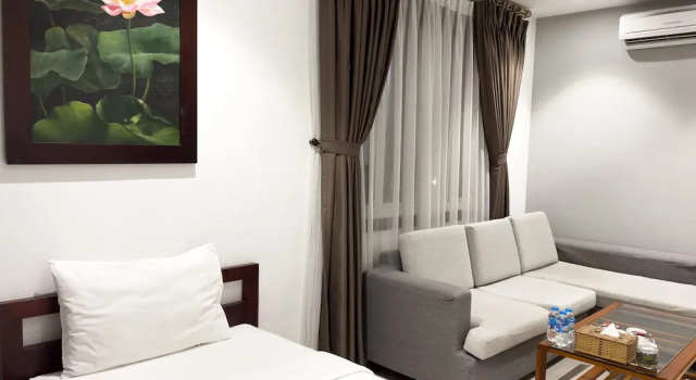 Семейный номер Deluxe Hoang Yen Hotel Near SECC - Phu My Hung