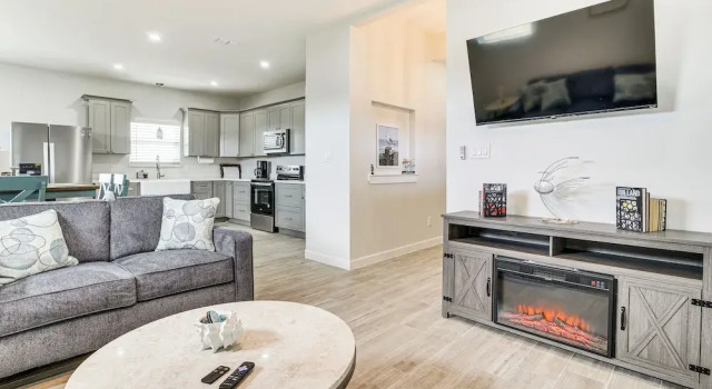 Коттедж Modern Port Isabel Home: Coastal Family Home!