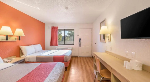 Четырёхместный номер Standard Motel 6-Fairfield, CA - North