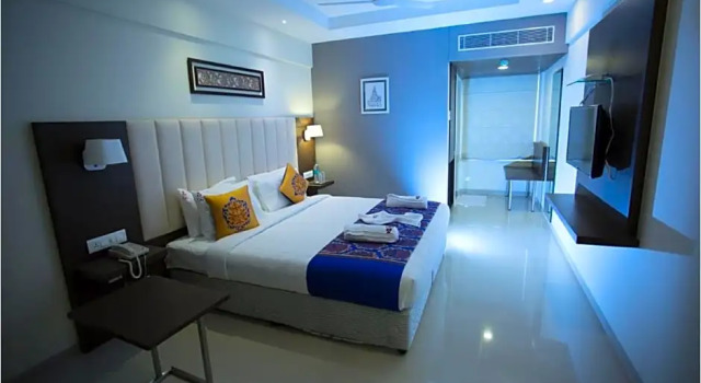 Номер Deluxe Hotel Ganpat Grand, Palani