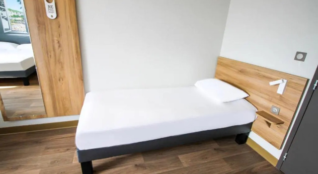Четырёхместный номер Standard B&B HOTEL Montélimar Sud