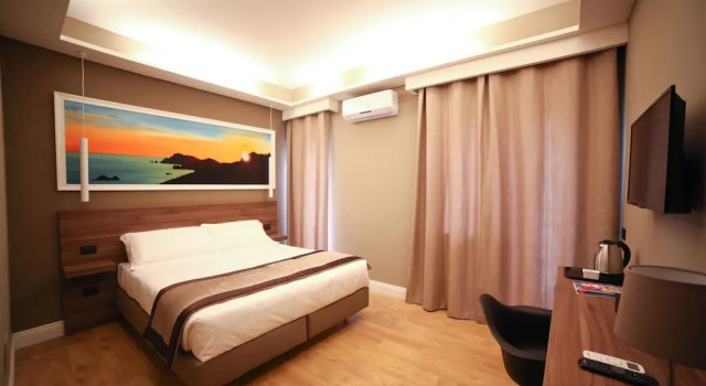 (B&B) 7th Floor Suite