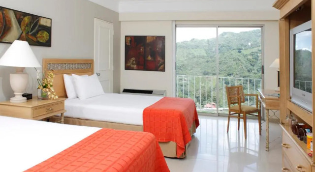 Двухместный номер Deluxe Hotel Estelar Altamira