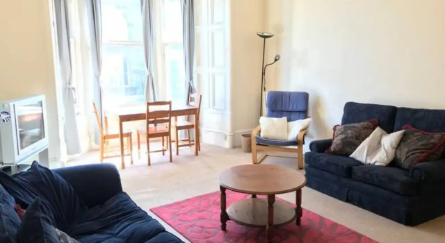 Central Marchmont 3 Bedroom Flat, Забронировать Отель Эдинбург Midlothian, рядом с Национальный музей Шотландии