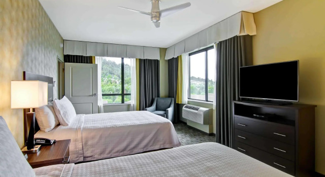 Четырёхместный люкс Homewood Suites by Hilton Seattle-Issaquah