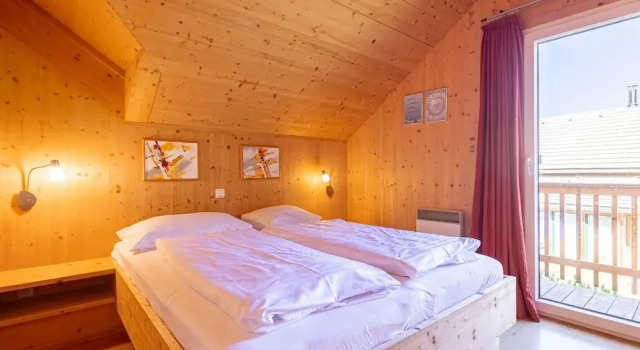 Majestic Chalet With Sauna and Whirlpool, Rezerwuj Chalet Wille w Murtal, Willa