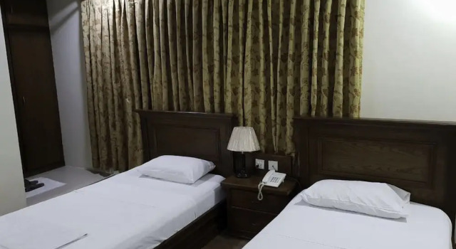 Hotel Grand, Buchen Sie Hotel Faisalabad Punjab Region
