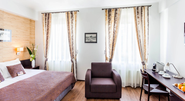 Kreutzwald Hotel Таллин