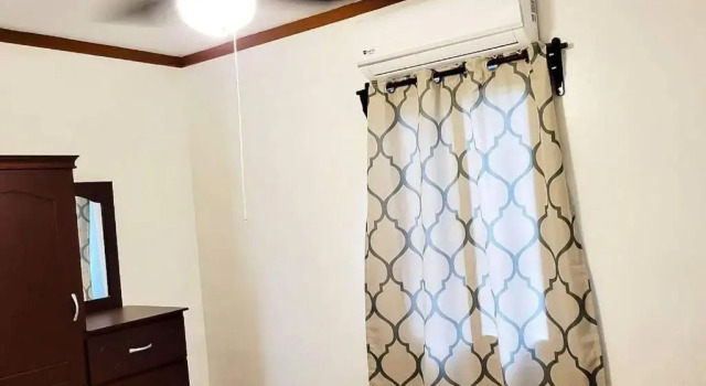 2 bedroom apartmen in the heart of west end!, Book Hotel Hoteller i West End med parkering, Parkering