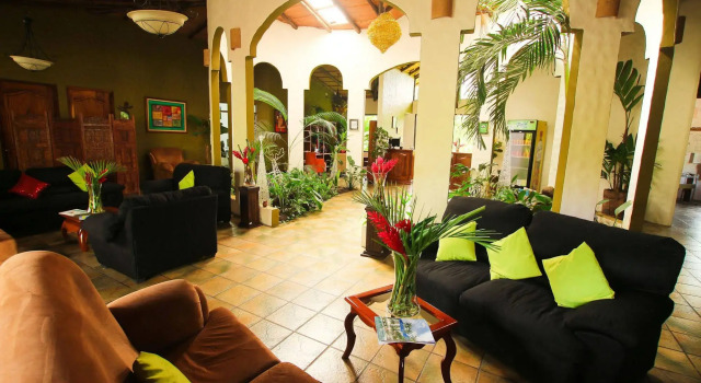 Hotel Mountain Paradise, Varaa Hotelli Hotellit Alajuela uima-altaalla, Uima-allas