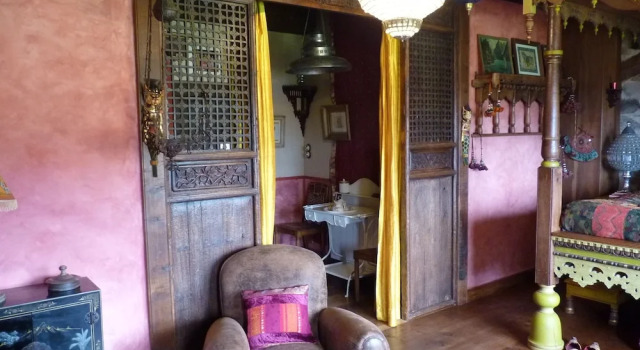 Les Folies de la Serve, Rezerwuj Hotel Ouroux Rhône