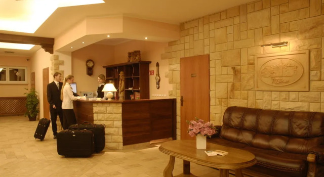 Nowa - Ski SPA Hotel, Забронировать Отель Отели Карпач с парковкой, рядом с Museum of Sport and Tourism, Парковка