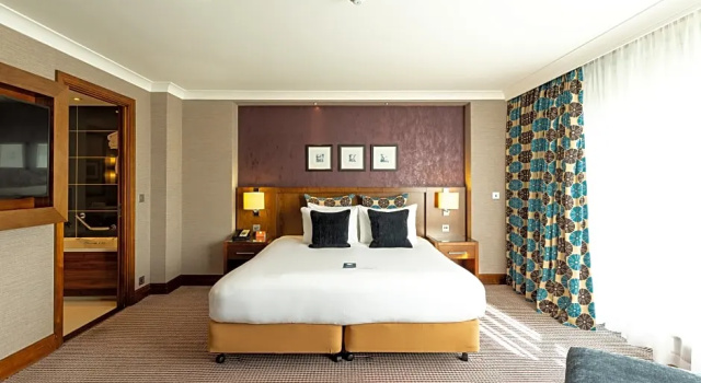Номер Premium Crowne Plaza London - Gatwick Airport by IHG