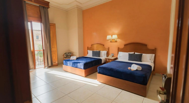 Hotel Santiago de Compostela, Book Hotel Billige hoteller i Guadalajara