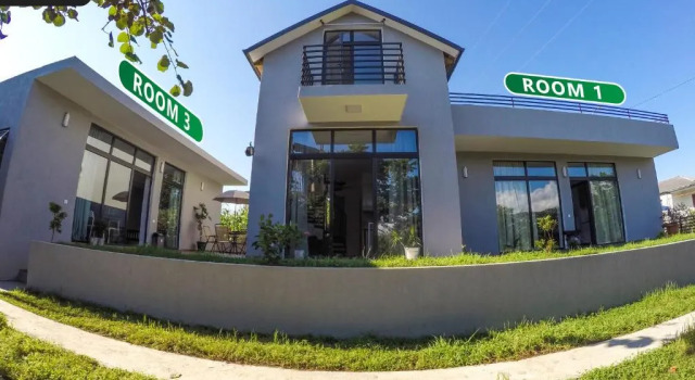 Kiwi Georgia, Book Hotel Kobuleti 