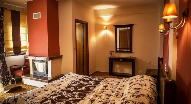 Andromeda Hotel Limni Plastira, Rezerwuj Hotel Koutsodímos Plastira lake