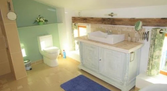 TLC Gites and B&B, Prenota Bed & breakfast Étusson 