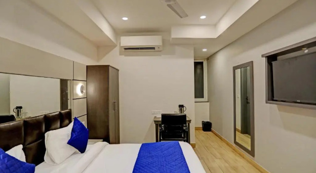 Номер Deluxe Hotel Royal Saffron By Majesta Stays