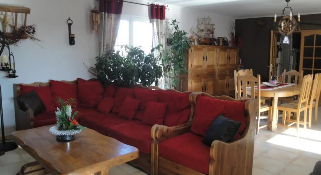 Коттедж Villa Lombrine