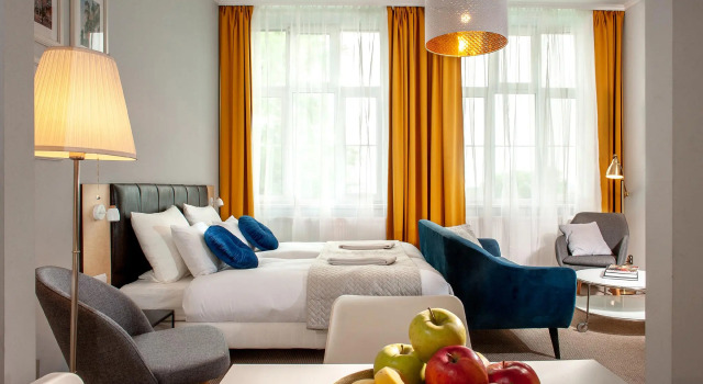 Holiday Suites Cracow, Забронировать Апартаменты/квартира Апартаменты Кракова, рядом с Church of the Holy Apostles Peter and Paul, Апартаменты/квартира