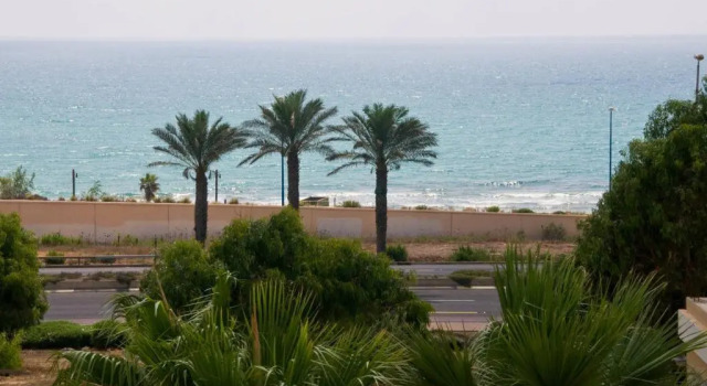 2 Br Apartment Near the Beach