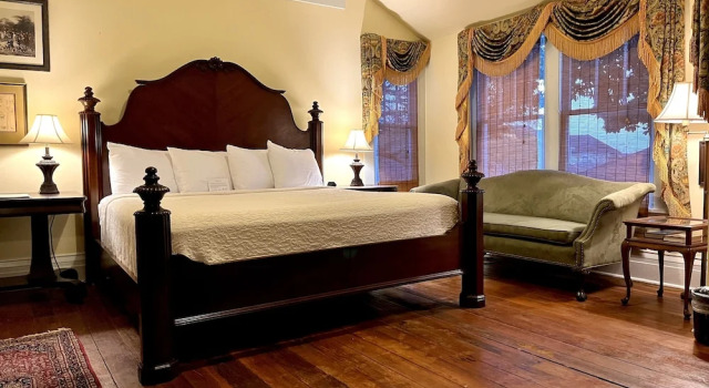 Двухместный номер Classic с видом на бассейн Anchuca Historic Mansion & Inn