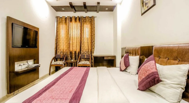 Hotel Smart Villa I By Royal Collection, Забронировать Отель Гургаон Gurgaon Region, рядом с Sikanderpur Rapid Metro