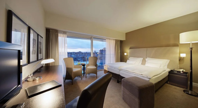 Двухместный номер Standard с балконом и с видом на город Lindner Hotel Antwerp, part of JdV by Hyatt