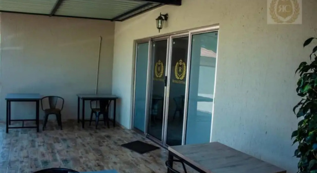 Royal Cottage Bed And Breakfast, Rezerwuj Dom wakacyjny Gaborone Botswana