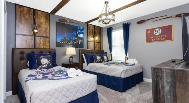 Stunning 8 Bd Single Family w Pool Storey Lake 2718, Rezerwuj Dom wakacyjny Kissimmee Kissimmee