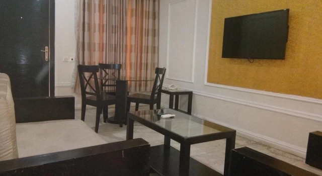 Margaretta Classic Suites and Hotel