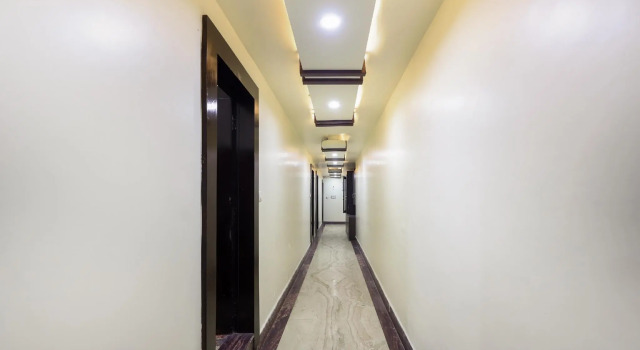 Capital O 31390 Hotel Ambrosia, Rezerwuj Hotel Jhansi Indie