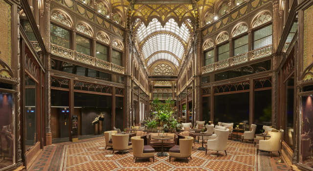 Párisi Udvar Hotel Budapest, part of Hyatt