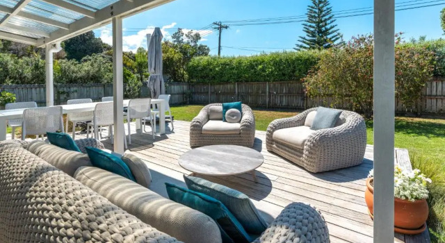 Вилла White Sands Cottage at Palm Beach