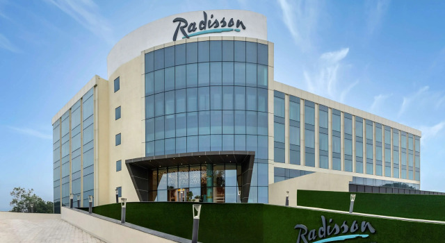 Radisson Hotel Bareilly Airport, Забронировать Отель Отели Барели 4 звезды, 4*