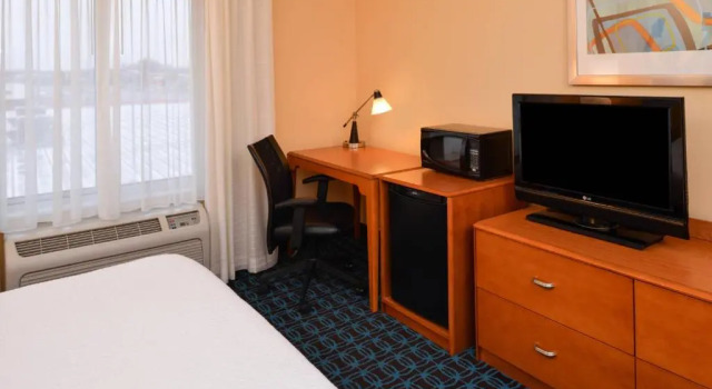 Номер Standard Fairfield Inn and Suites by Marriott Fort Wayne