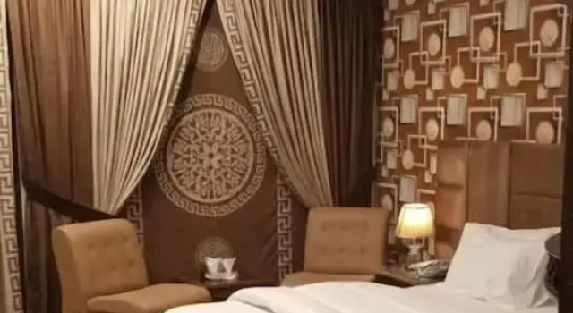 Madcrew Lodge