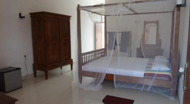 Samaru Beach House