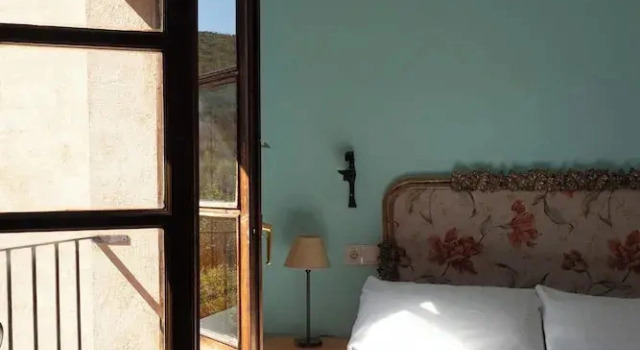 Двухместный номер Standard с балконом Hotel rural El Jardin del Conde