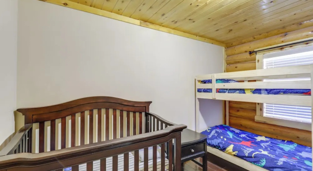 Коттедж с 6 комнатами Large Sterling Cabin < 1 Mi to Palisade State Park