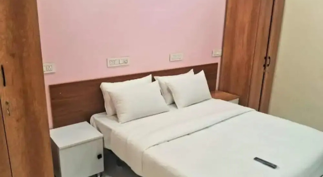 C Suites1247 Diamond