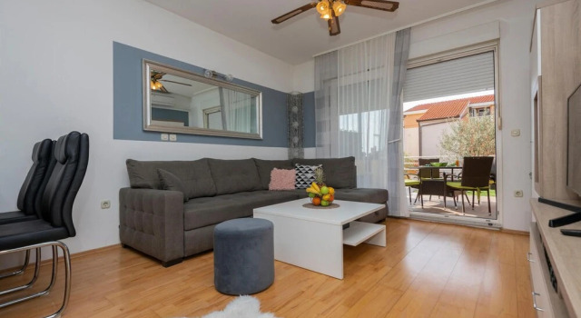 Stunning Apartment in Makarska With Wifi and 1 Bedrooms