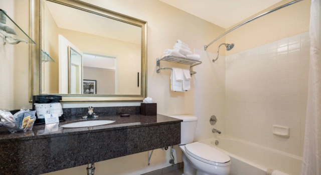 Двухместный люкс Best Western Danville Sycamore Inn