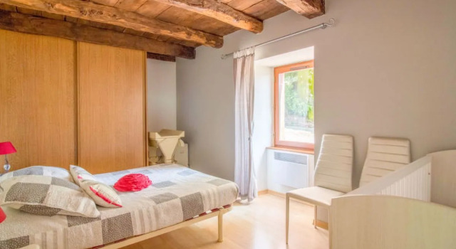 La Salesse (CZM200), Rezerwuj Hotel Meyssac Correze