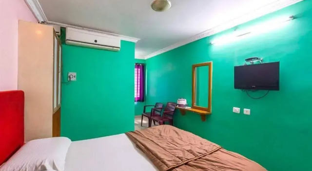 Hotel Sri Sai Residency