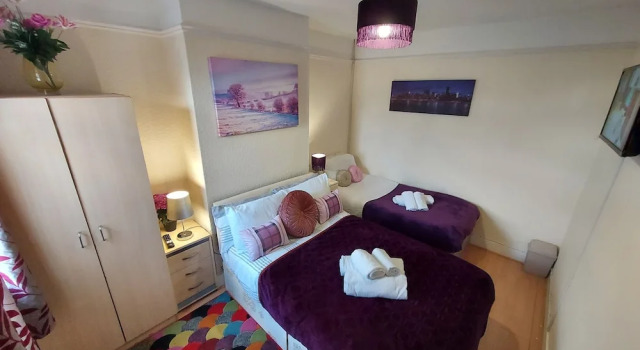 Ravensdale Villa- Ideal For Longer Stays in Kent